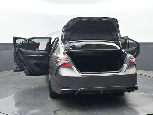 Used 2023 Toyota Camry SE image 36