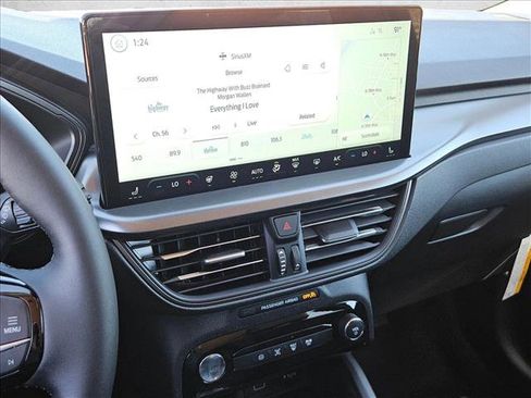 New 2026 Ford Escape SE image 13