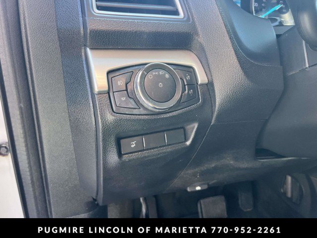 Used 2017 Ford Explorer XLT w/ Equipment Group 202A FWD image 28