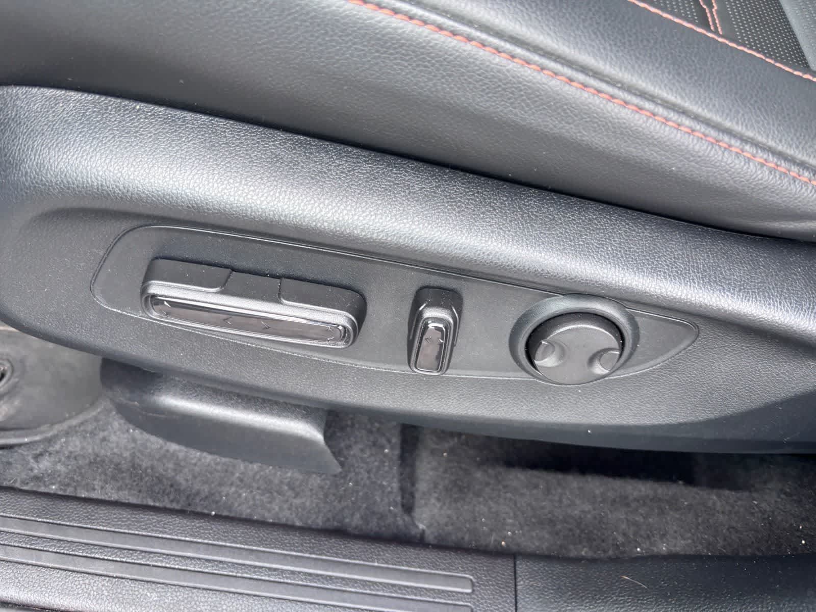Used 2025 Honda CR-V Sport-L image 11