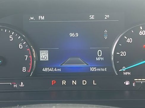 Used 2023 Ford Explorer XLT image 23