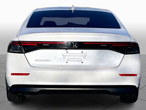 Used 2023 Honda Accord EX image 4