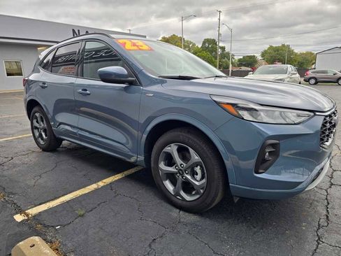 Used 2023 Ford Escape ST-Line Select image 8