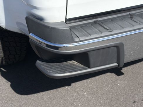 Used 2016 GMC Canyon SLT image 21