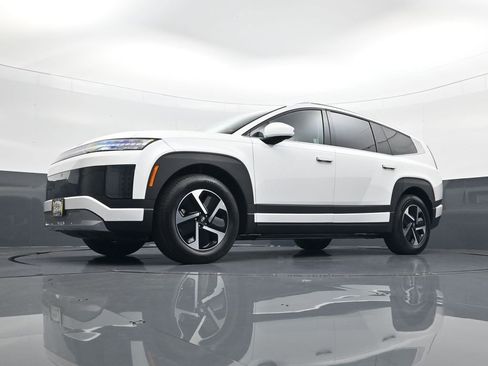 New 2026 Hyundai Ioniq 9 S image 21