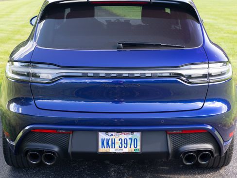 Used 2024 Porsche Macan GTS AWD/4WD image 42