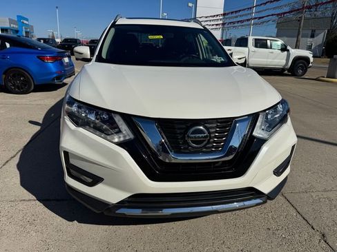 Used 2020 Nissan Rogue SV w/ Sun & Sound Touring Package image 21