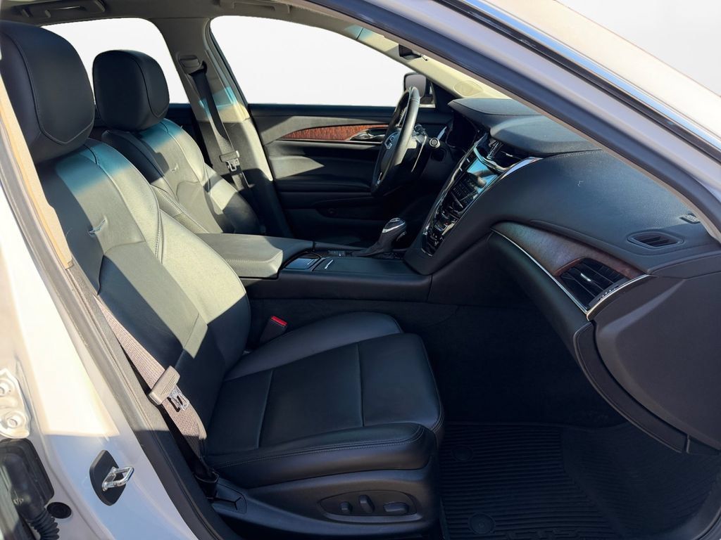 Used 2019 Cadillac CTS Luxury AWD/4WD image 10