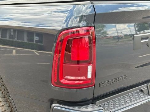 New 2026 RAM 2500 Laramie AWD/4WD image 14