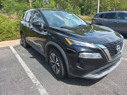 Used 2022 Nissan Rogue SV FWD image 3