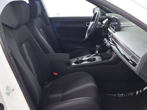 Used 2023 Honda Civic Sport image 17