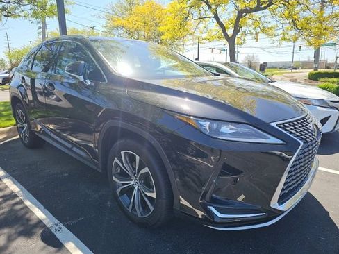 Used 2022 Lexus RX 350 AWD w/ Premium Package image 2