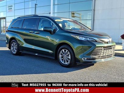 Certified 2021 Toyota Sienna XLE w/ XLE Plus Package