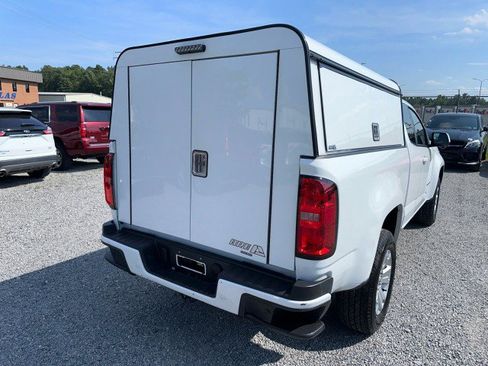 Used 2022 Chevrolet Colorado LT w/ Safety Package RWD image 9