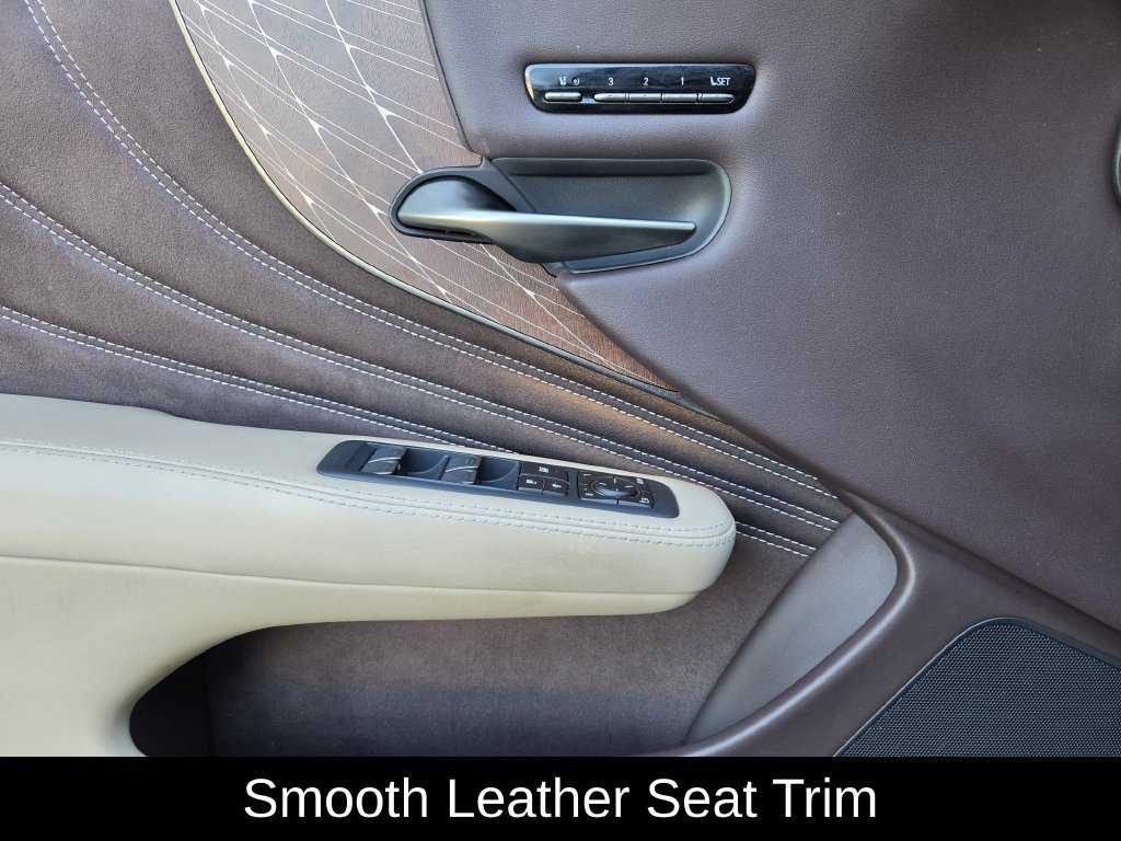 Used 2018 Lexus LS 500 w/ Interior Upgrade Package RWD image 24