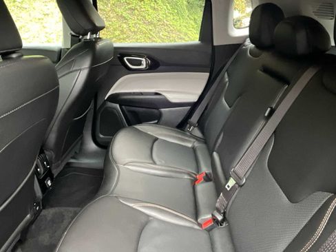 Used 2022 Jeep Compass Limited image 23