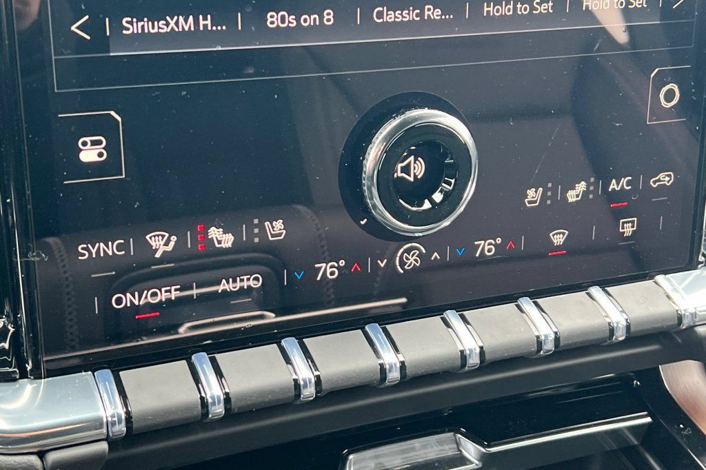 New 2026 GMC Yukon XL Denali AWD/4WD image 19