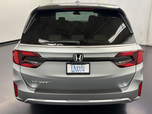 New 2026 Honda Odyssey EX-L image 10