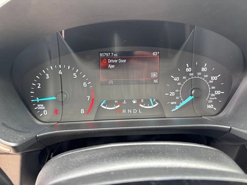 Used 2022 Ford Escape SE w/ Cold Weather Package AWD/4WD image 6