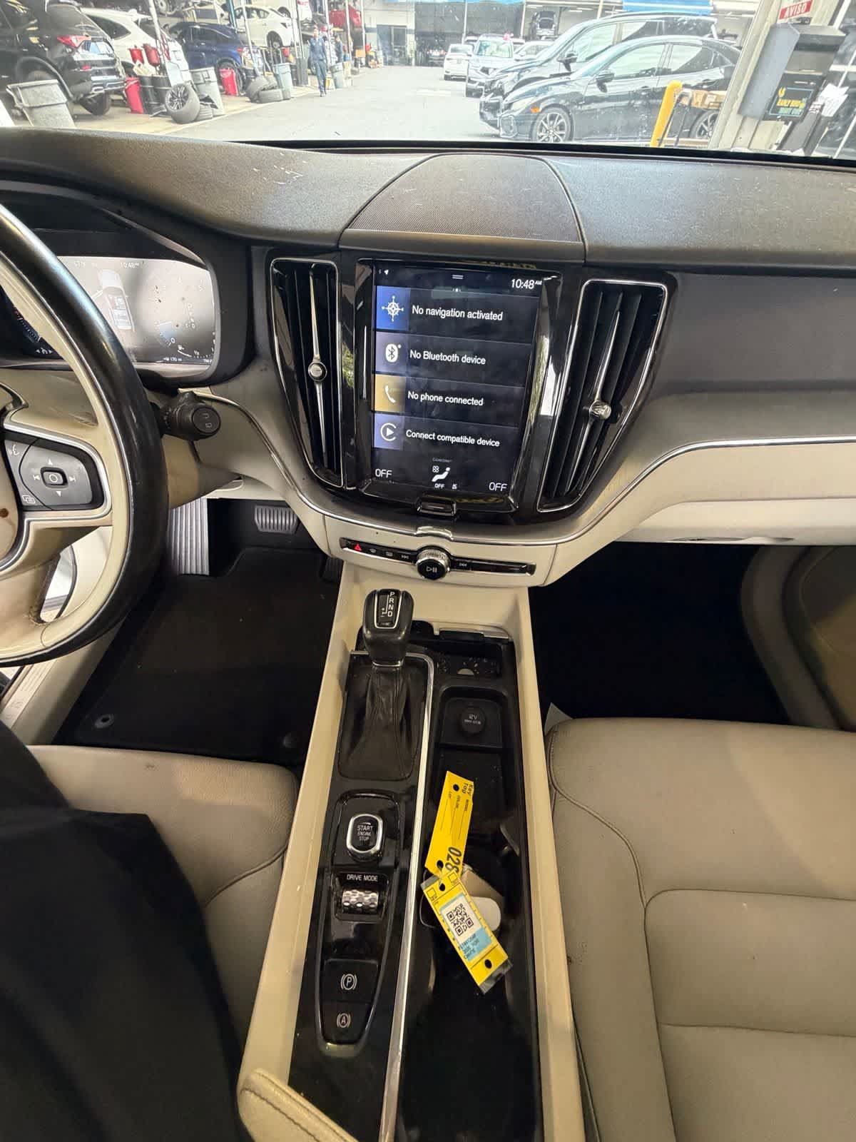 Used 2020 Volvo XC60 T5 Momentum FWD image 18