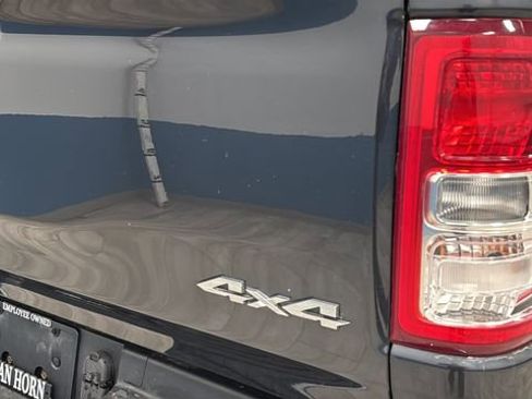 Used 2019 RAM 1500 Big Horn AWD/4WD image 39