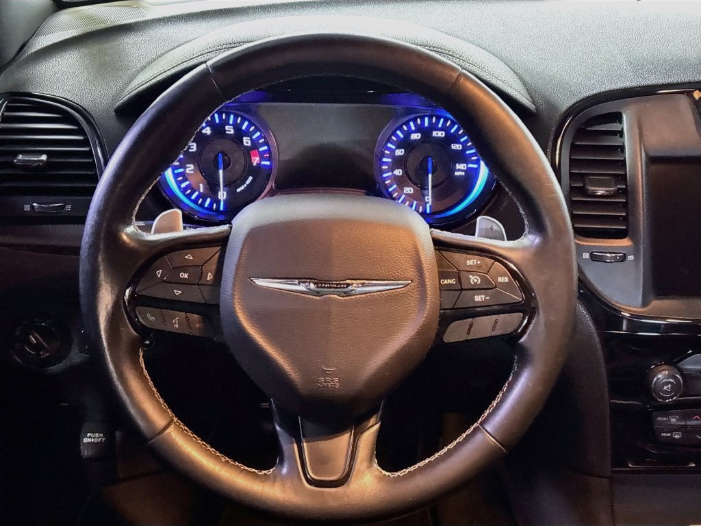 Used 2016 Chrysler 300 S AWD/4WD image 13
