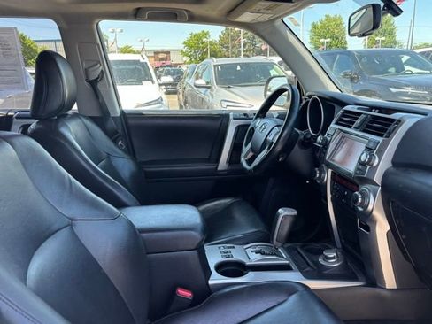 Used 2013 Toyota 4Runner Limited w/ Convenience Pkg AWD/4WD image 13