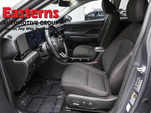 Used 2024 Hyundai Kona SEL FWD image 15