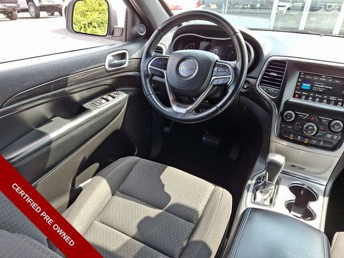 Certified 2021 Jeep Grand Cherokee Laredo AWD/4WD image 14