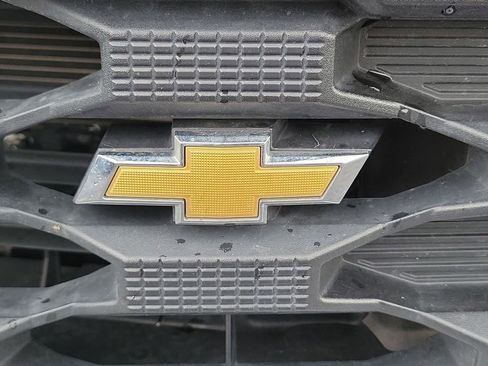 Used 2025 Chevrolet Silverado 1500 Custom image 22