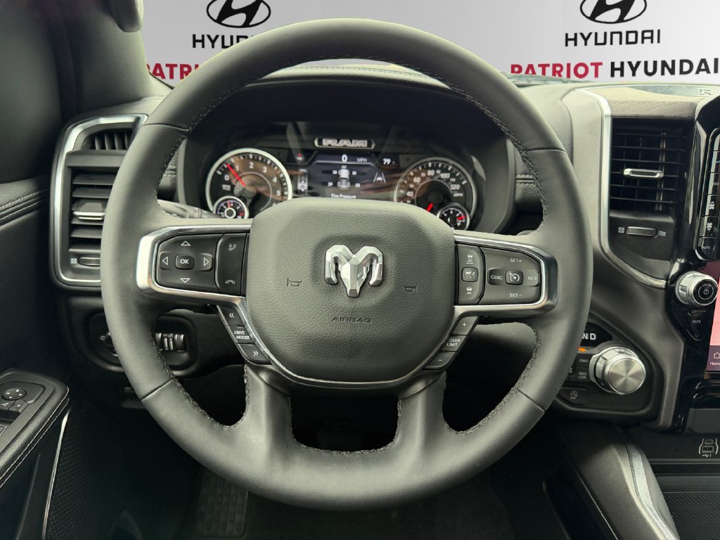 Used 2026 RAM 1500 Laramie AWD/4WD image 12