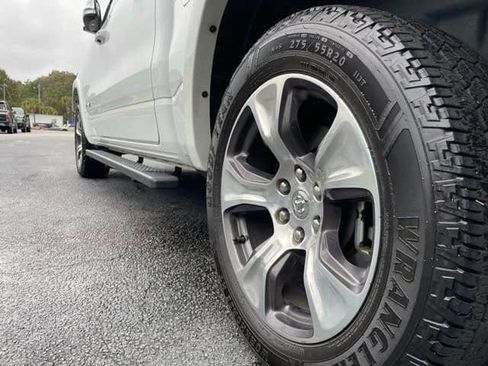 Used 2022 RAM 1500 Laramie image 31