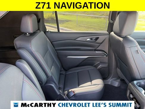 Used 2024 Chevrolet Traverse Z71 AWD/4WD image 34