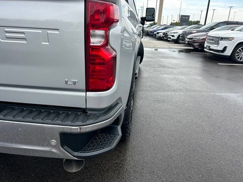 Used 2020 Chevrolet Silverado 3500 LT w/ All Star Edition AWD/4WD image 9