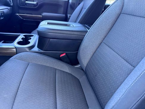 Used 2022 Chevrolet Silverado 1500 LT Trail Boss w/ Bed Protection Package image 24