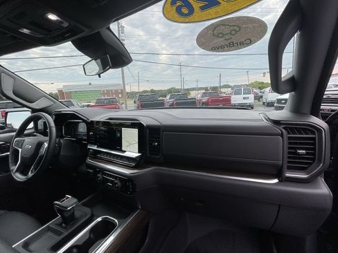 Certified 2026 Chevrolet Silverado 1500 RST w/ Dark Appearance Package AWD/4WD image 29