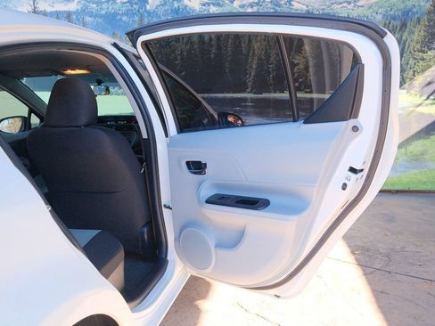 Used 2014 Toyota Prius C Three FWD image 29