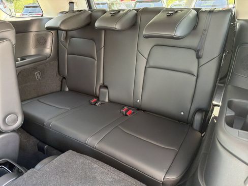 New 2026 Nissan Pathfinder Platinum w/ Cargo Package FWD image 23