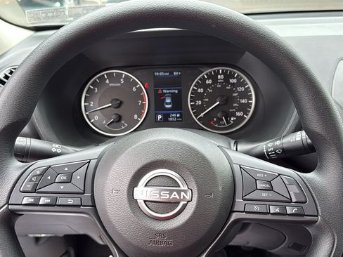 Certified 2025 Nissan Sentra S FWD image 9