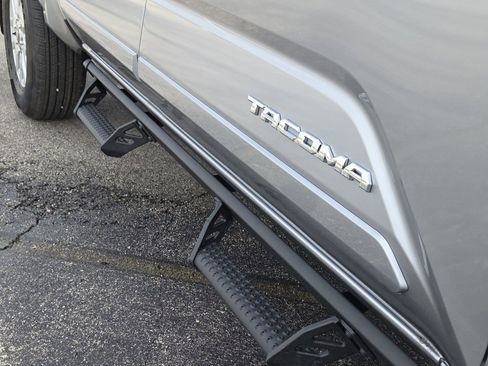 New 2026 Toyota Tacoma SR5 AWD/4WD image 17