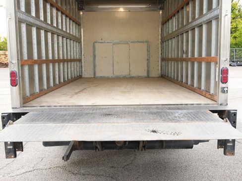 Used 2023 Ford E-350 and Econoline 350 Super Duty w/ Power Windows & Locks Group RWD image 14