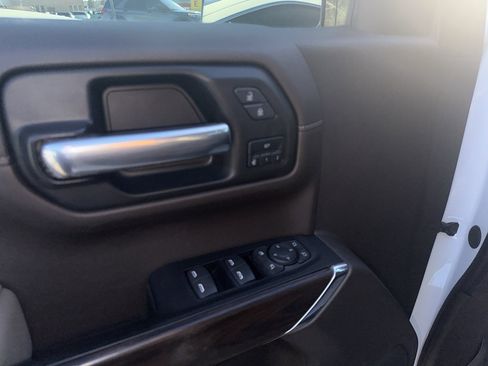 Used 2021 GMC Sierra 1500 SLT w/ SLT Premium Plus Package image 11