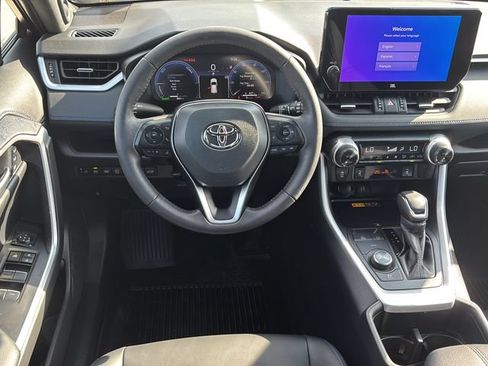 Used 2025 Toyota RAV4 XSE w/ Advanced Technology Package AWD/4WD image 15