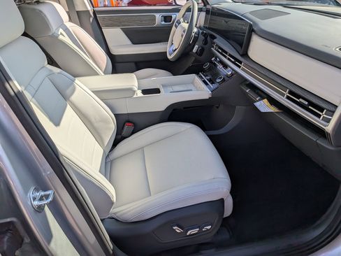 New 2025 Hyundai Santa Fe Calligraphy image 25