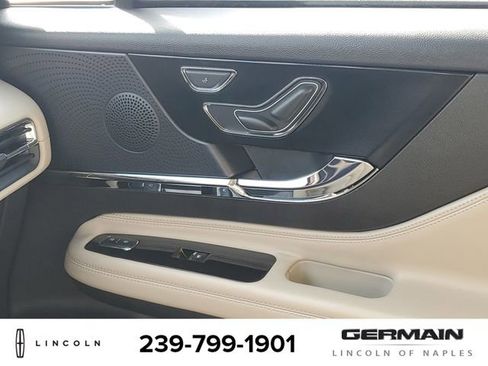 New 2026 Lincoln Corsair Premiere image 26