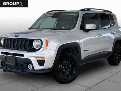 Used 2020 Jeep Renegade Altitude w/ UConnect 8.4 Nav Group