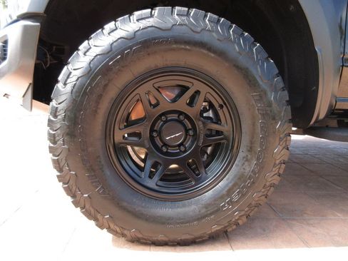 Used 2022 Ford F150 Raptor w/ Equipment Group 801A High AWD/4WD image 8