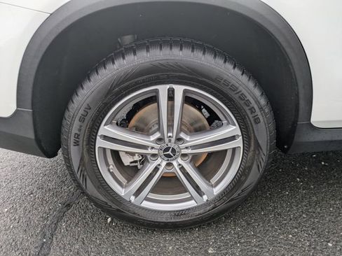 Used 2021 Mercedes-Benz GLC 300 4MATIC image 28