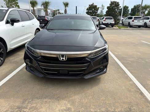 Used 2022 Honda Accord Sport image 2