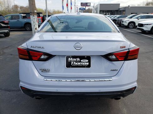 Used 2023 Nissan Altima 2.5 SR w/ SR Premium Package AWD/4WD image 6